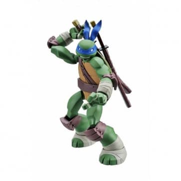 Revoltech Teenage Mutant Ninja Turtles - Leonardo Action Figure